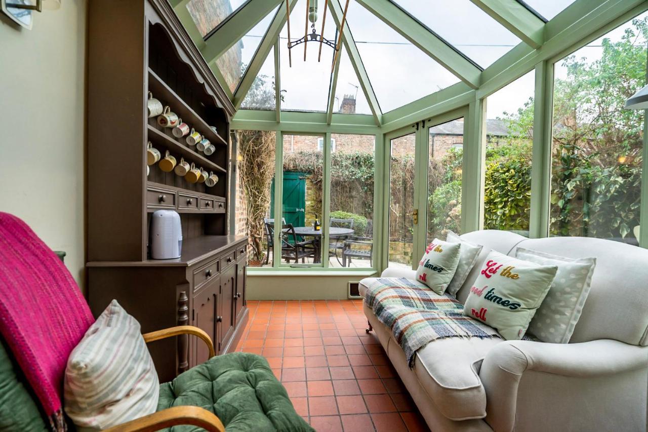 Villa 7 St John'S Crescent York Esterno foto
