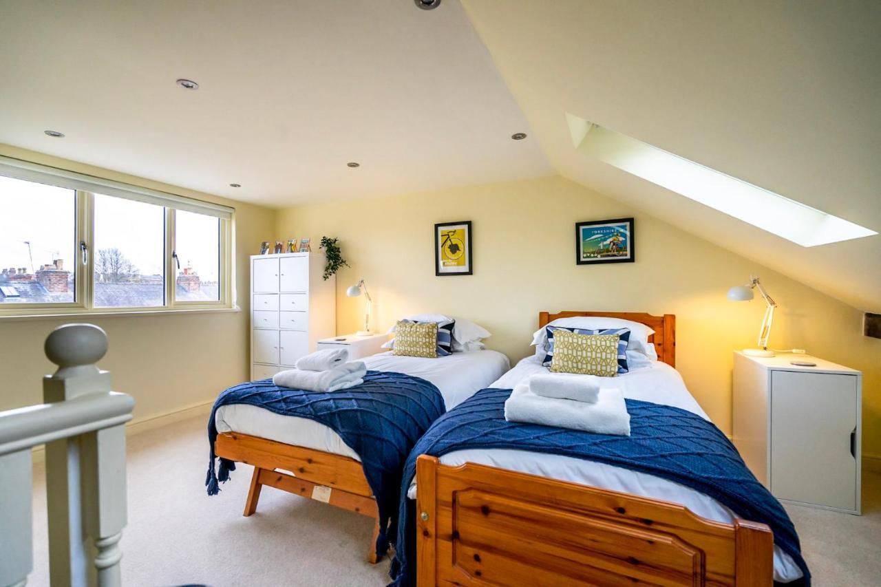 Villa 7 St John'S Crescent York Esterno foto